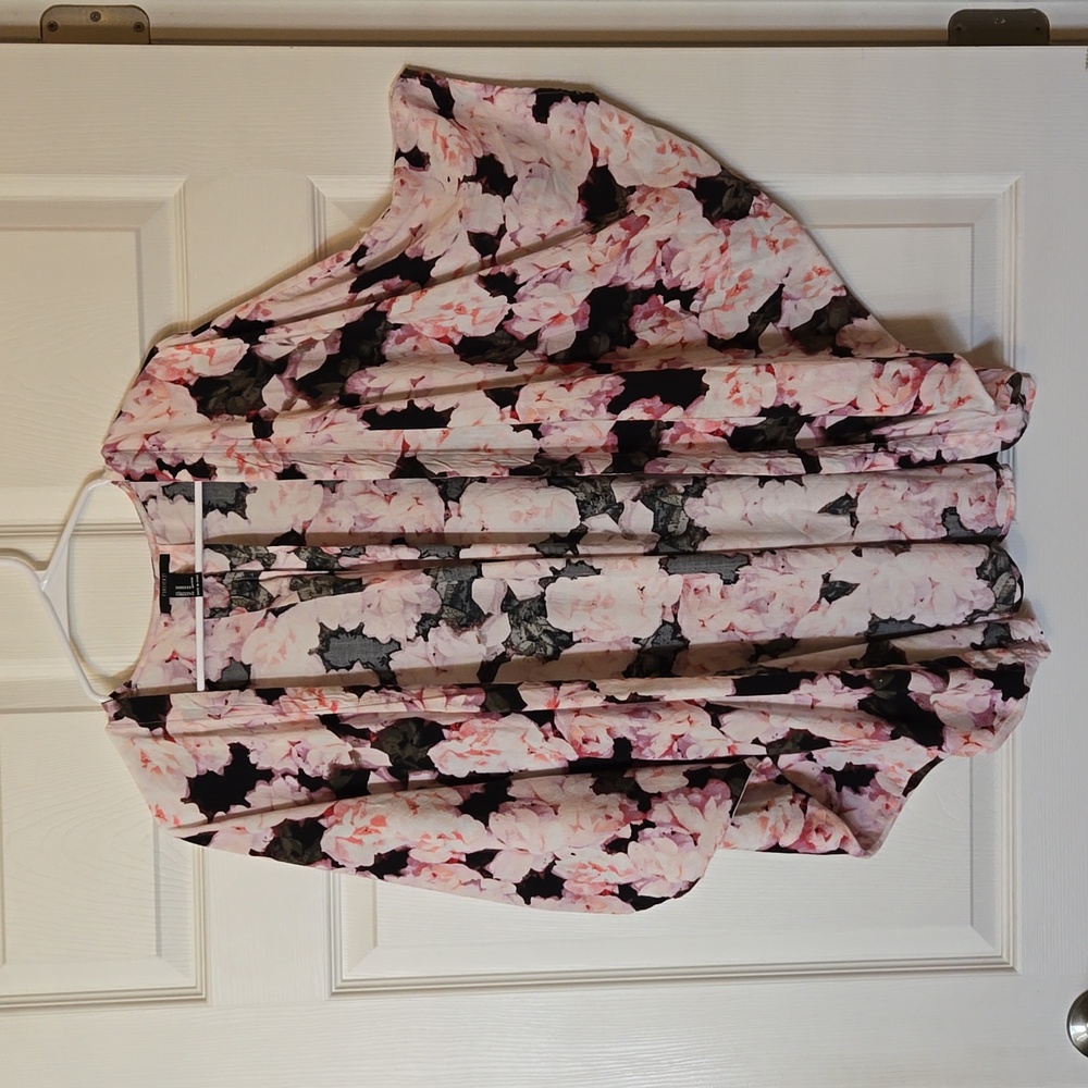 Pink and Black Floral Cardigan Size M